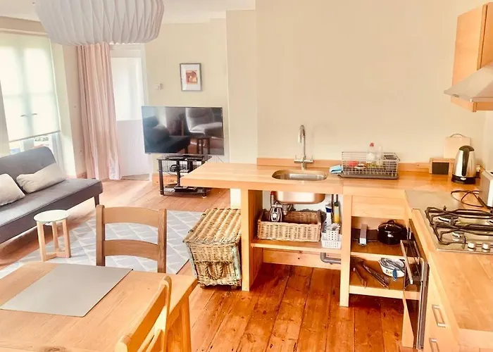 Delightful Ely House Bright And Warm With Cathedral View