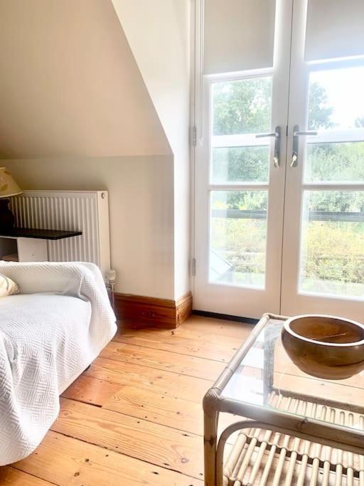 Apartment Delightful House Bright And Warm With Cathedral View