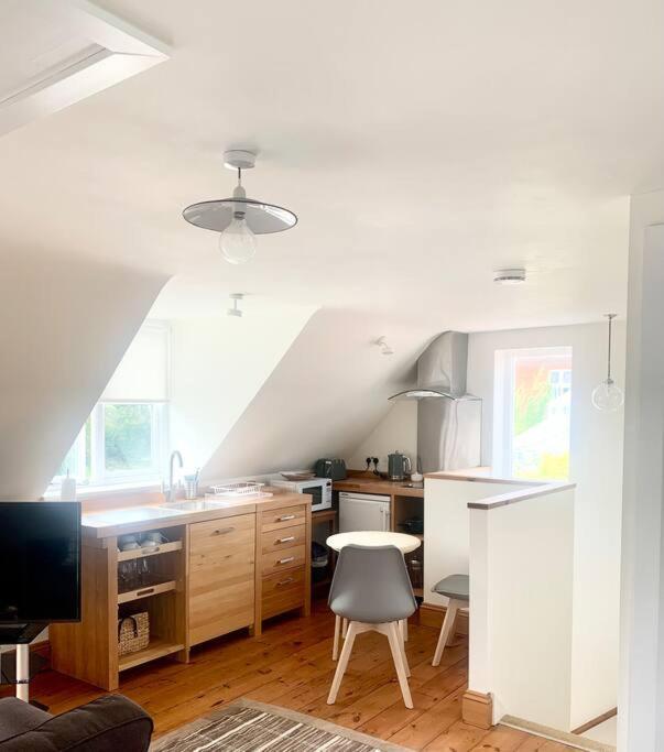 Delightful House Bright And Warm With Cathedral View Apartment